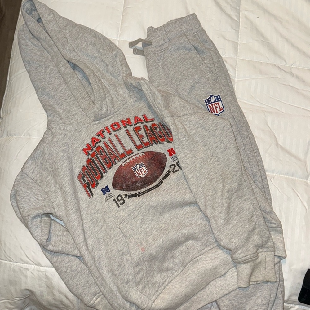 Abercrombie kids NFL sweatsuit